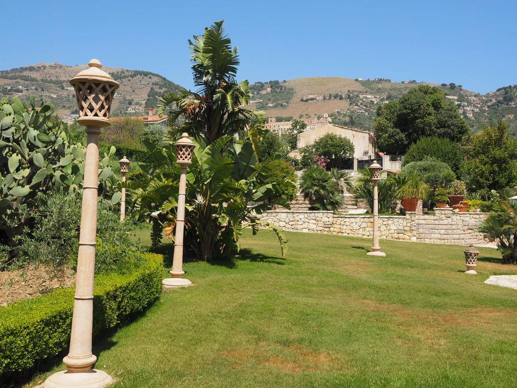 B&B Al Giardino Monreale Esterno foto