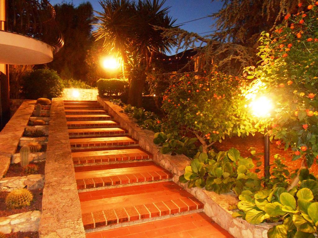B&B Al Giardino Monreale Esterno foto