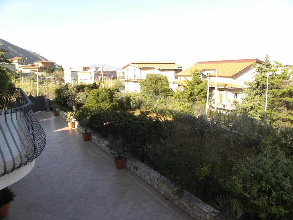 B&B Al Giardino Monreale Esterno foto